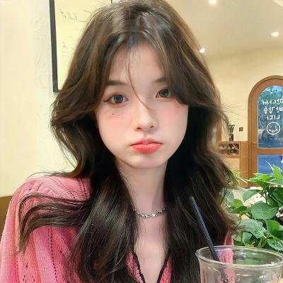 中间的房子